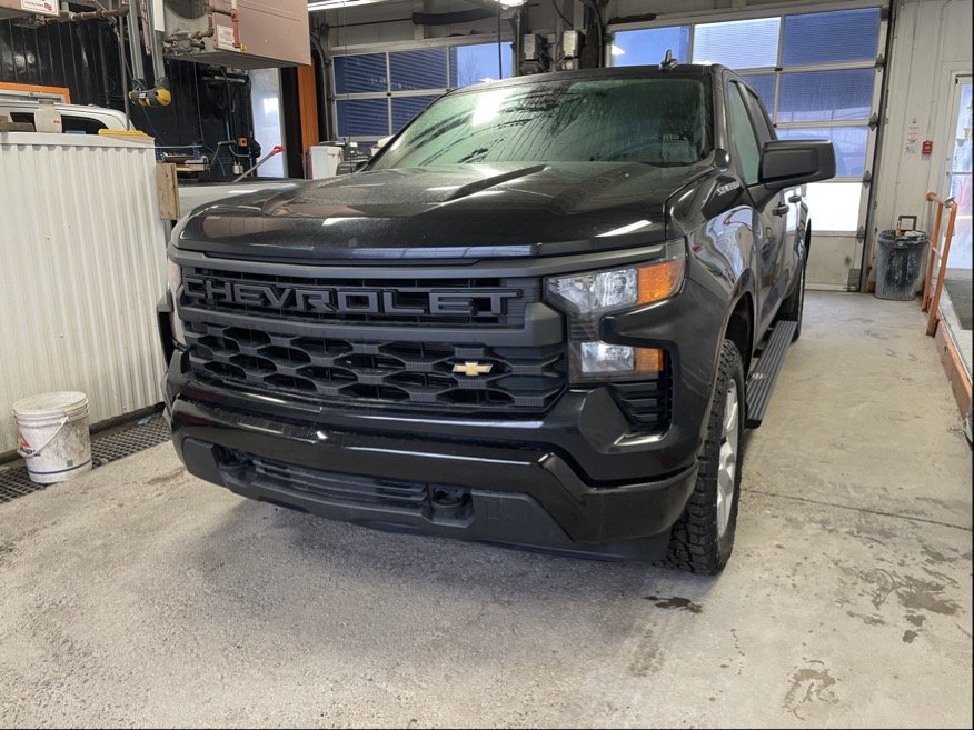 Chevrolet Silverado 1500  2024 à St-Jérôme, Québec - 1 - w1024h768px