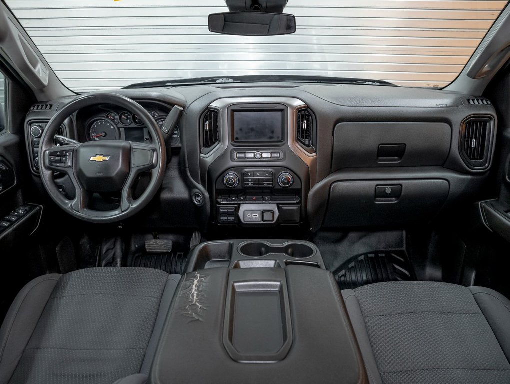 2024 Chevrolet Silverado 1500 in St-Jérôme, Quebec - 11 - w1024h768px