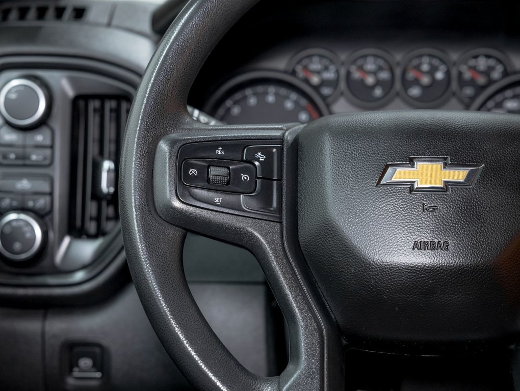 2024 Chevrolet Silverado 1500 in St-Jérôme, Quebec - 14 - w1024h768px