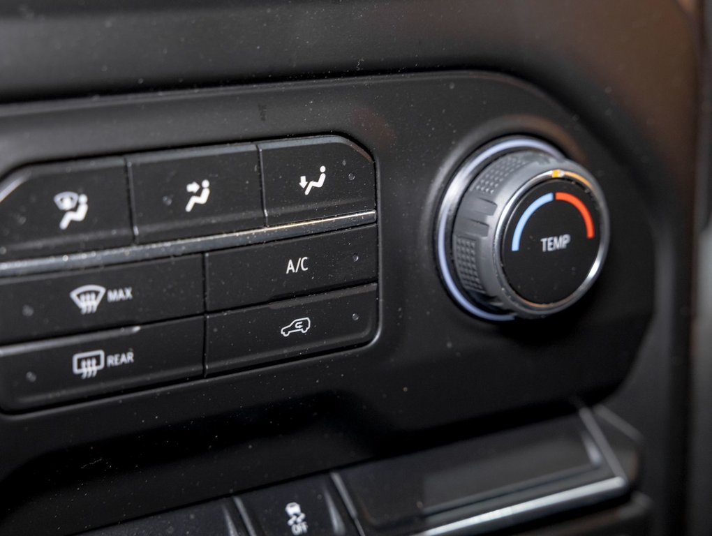 2024 Chevrolet Silverado 1500 in St-Jérôme, Quebec - 18 - w1024h768px