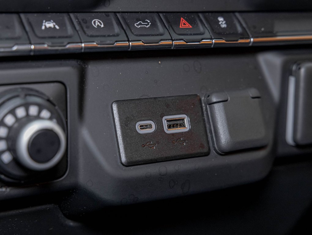 Chevrolet Silverado 1500  2024 à St-Jérôme, Québec - 18 - w1024h768px