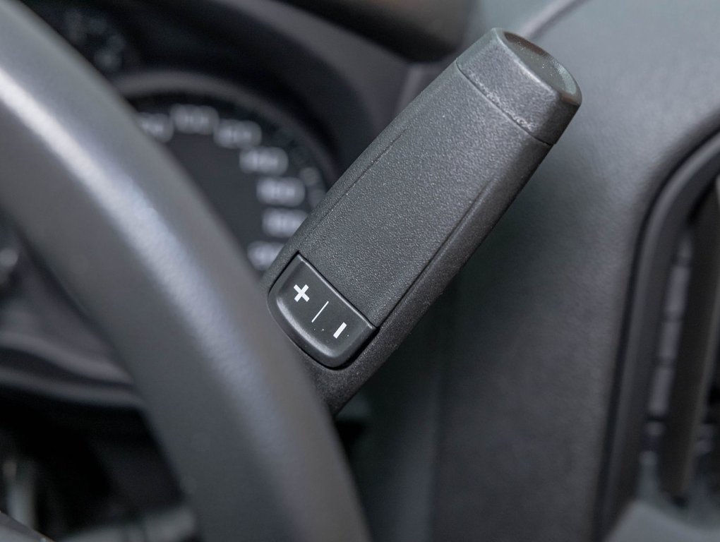 Chevrolet Silverado 1500  2024 à St-Jérôme, Québec - 20 - w1024h768px