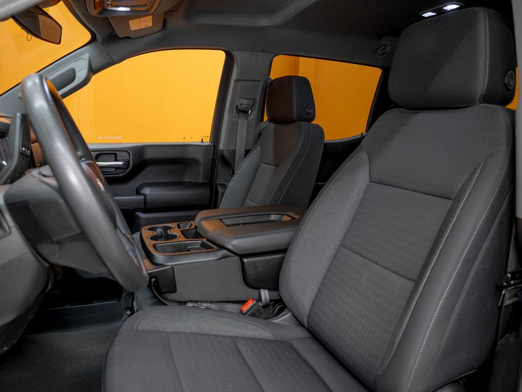 2024 Chevrolet Silverado 1500 in St-Jérôme, Quebec - 10 - w1024h768px