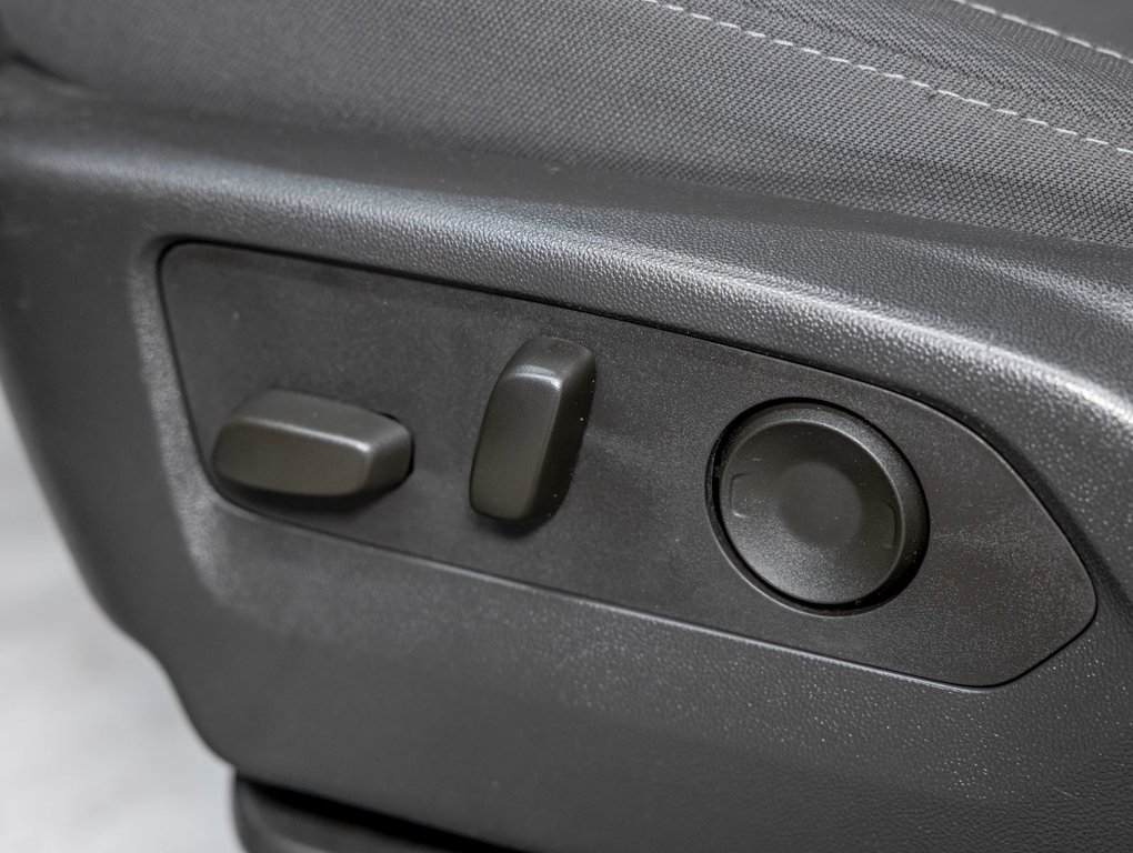 2024 Chevrolet Silverado 1500 in St-Jérôme, Quebec - 24 - w1024h768px