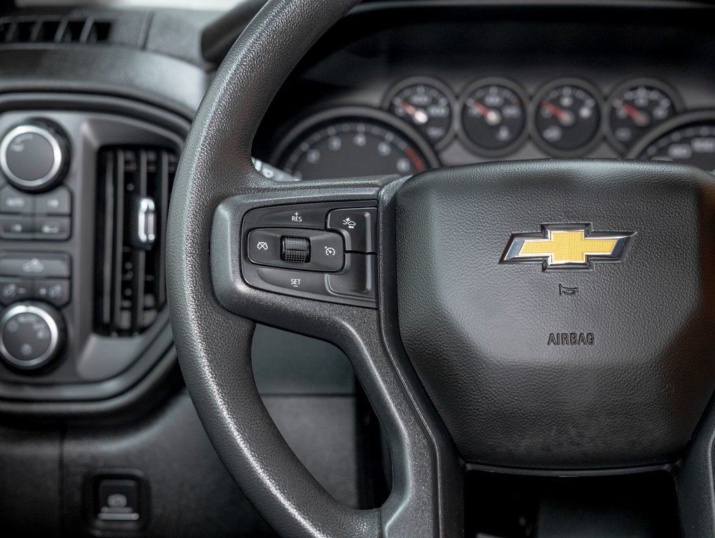 2024 Chevrolet Silverado 1500 in St-Jérôme, Quebec - 14 - w1024h768px