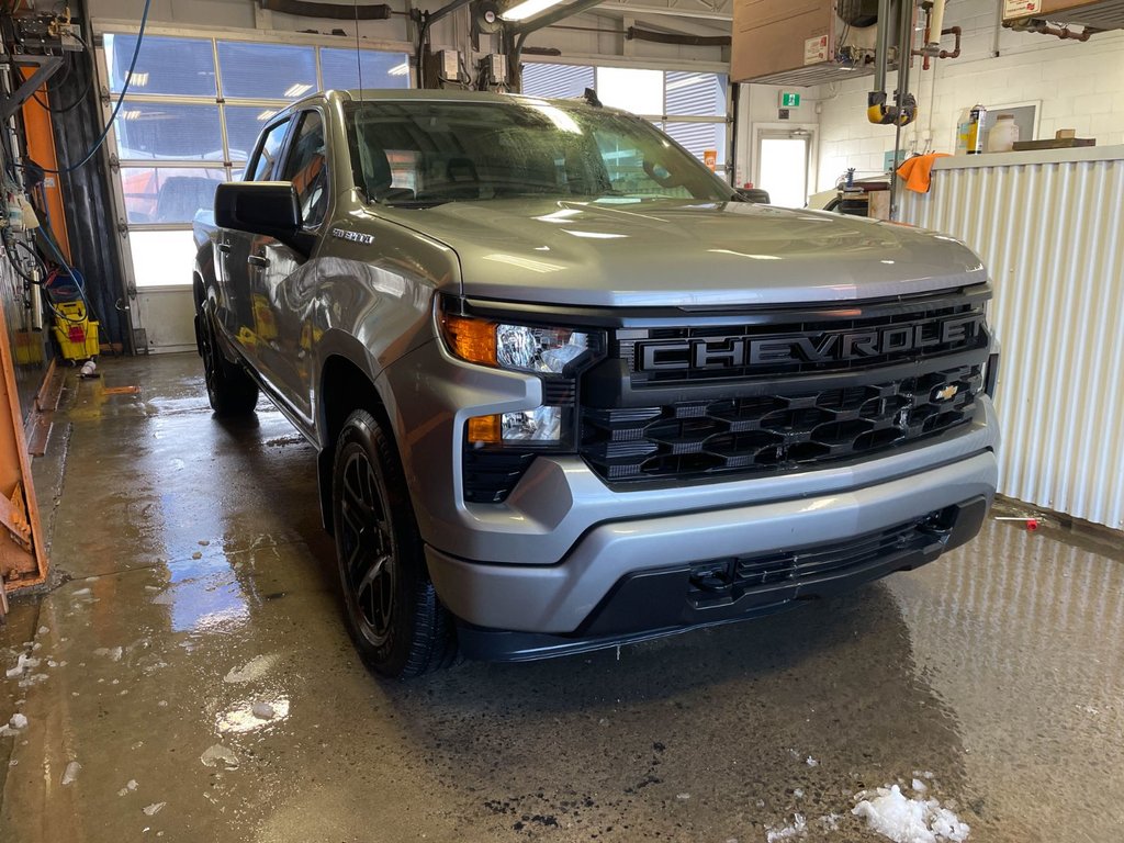 2024 Chevrolet Silverado 1500 in St-Jérôme, Quebec - 9 - w1024h768px