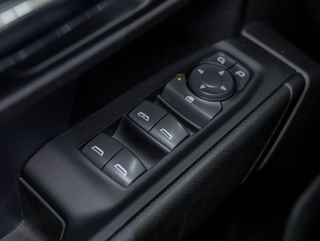 2024 Chevrolet Silverado 1500 in St-Jérôme, Quebec - 26 - w1024h768px