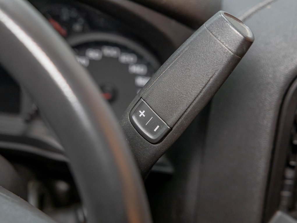 2024 Chevrolet Silverado 1500 in St-Jérôme, Quebec - 22 - w1024h768px