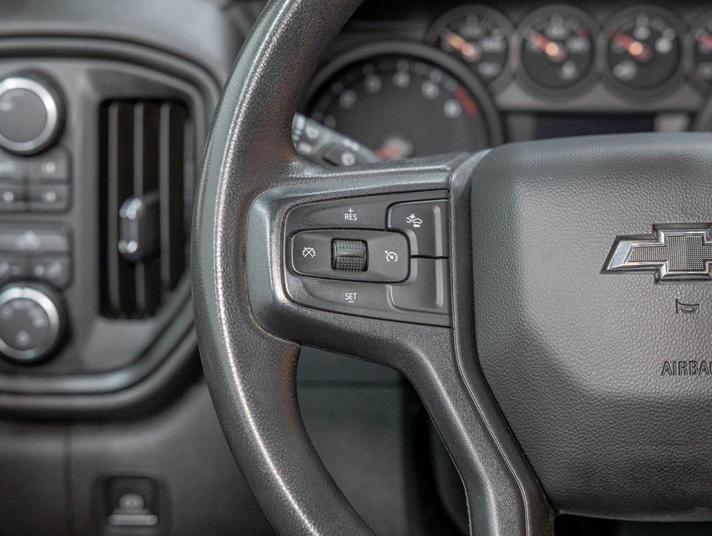2024 Chevrolet Silverado 1500 in St-Jérôme, Quebec - 21 - w1024h768px