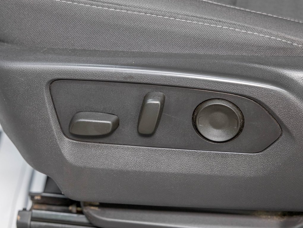 2024 Chevrolet Silverado 1500 in St-Jérôme, Quebec - 29 - w1024h768px