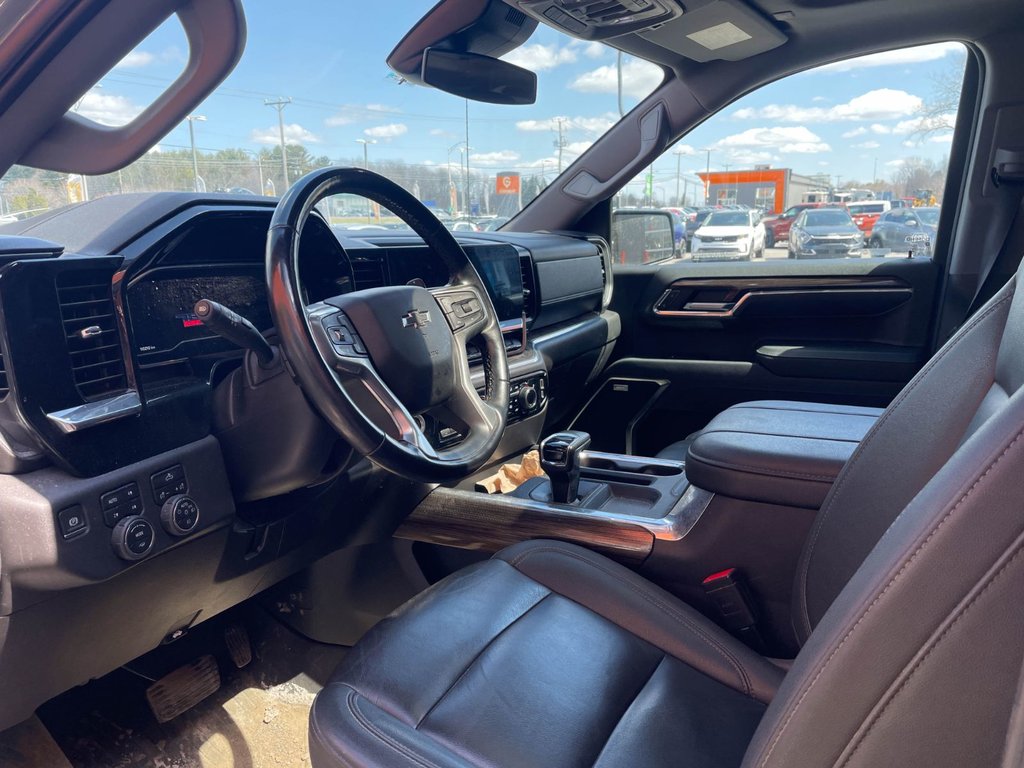 2024 Chevrolet Silverado 1500 in St-Jérôme, Quebec - 5 - w1024h768px