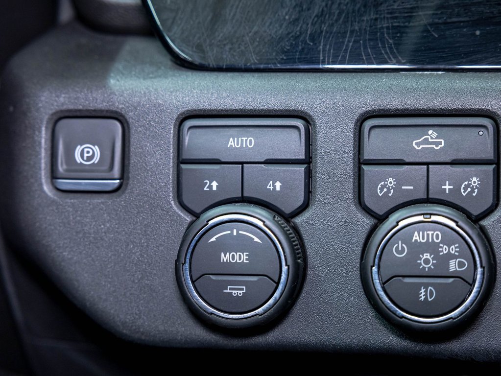 2024 Chevrolet Silverado 1500 in St-Jérôme, Quebec - 27 - w1024h768px