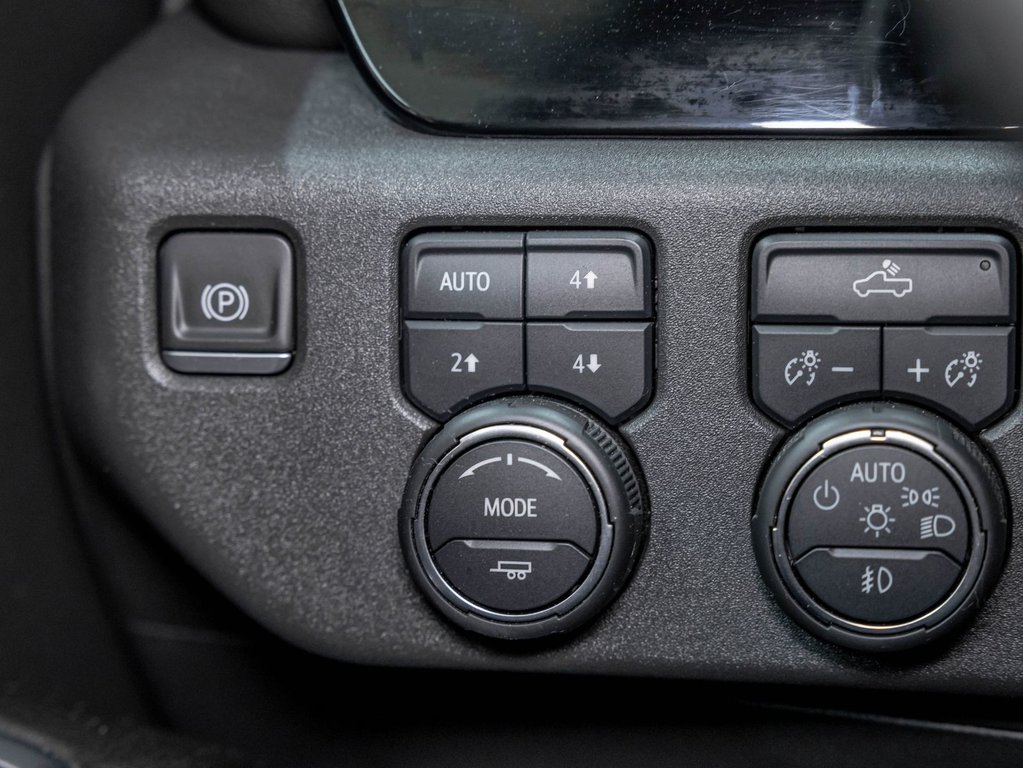 2024 Chevrolet Silverado 1500 in St-Jérôme, Quebec - 26 - w1024h768px
