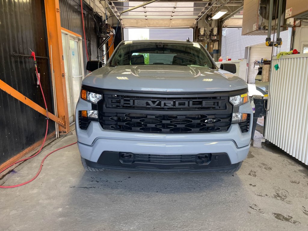 2024 Chevrolet Silverado 1500 in St-Jérôme, Quebec - 4 - w1024h768px