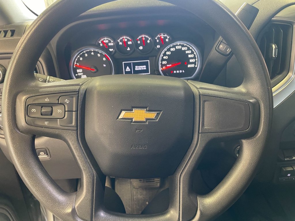 2024 Chevrolet Silverado 1500 in St-Jérôme, Quebec - 14 - w1024h768px