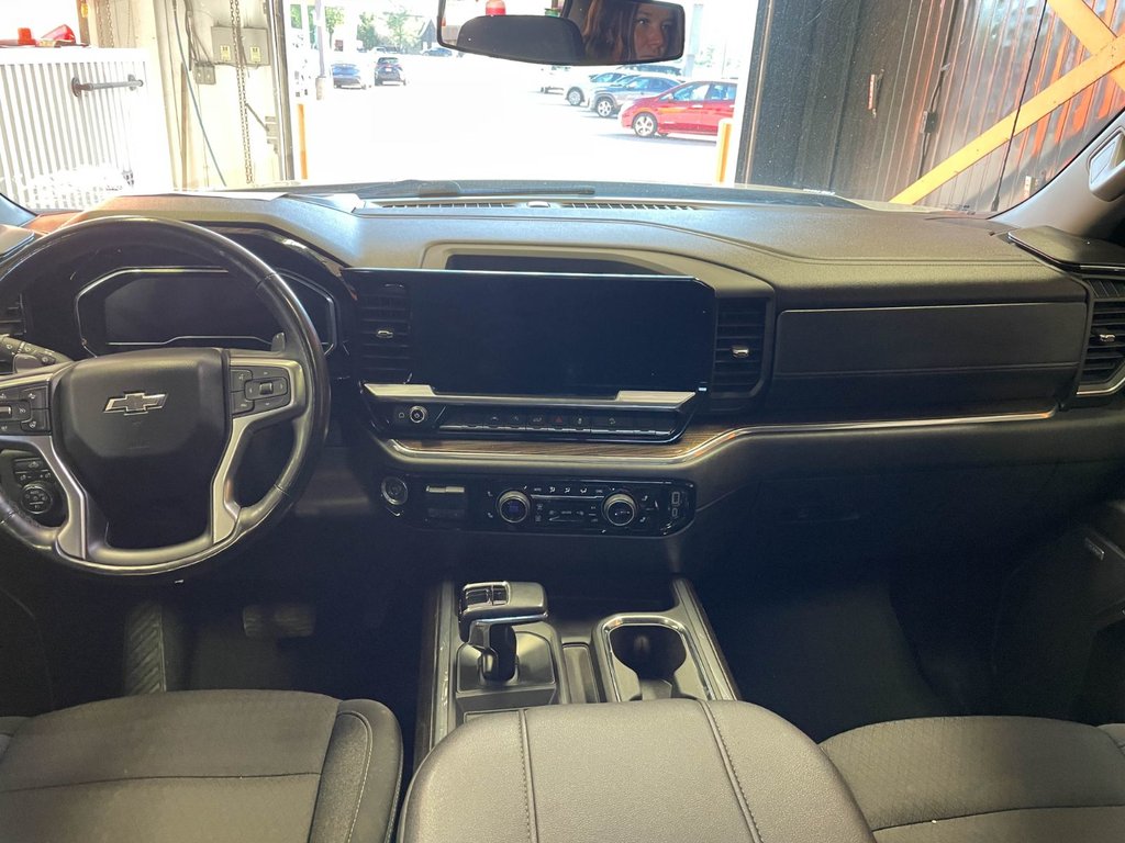 2024 Chevrolet Silverado 1500 in St-Jérôme, Quebec - 13 - w1024h768px