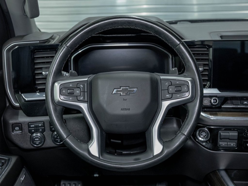 2024 Chevrolet Silverado 1500 in St-Jérôme, Quebec - 14 - w1024h768px