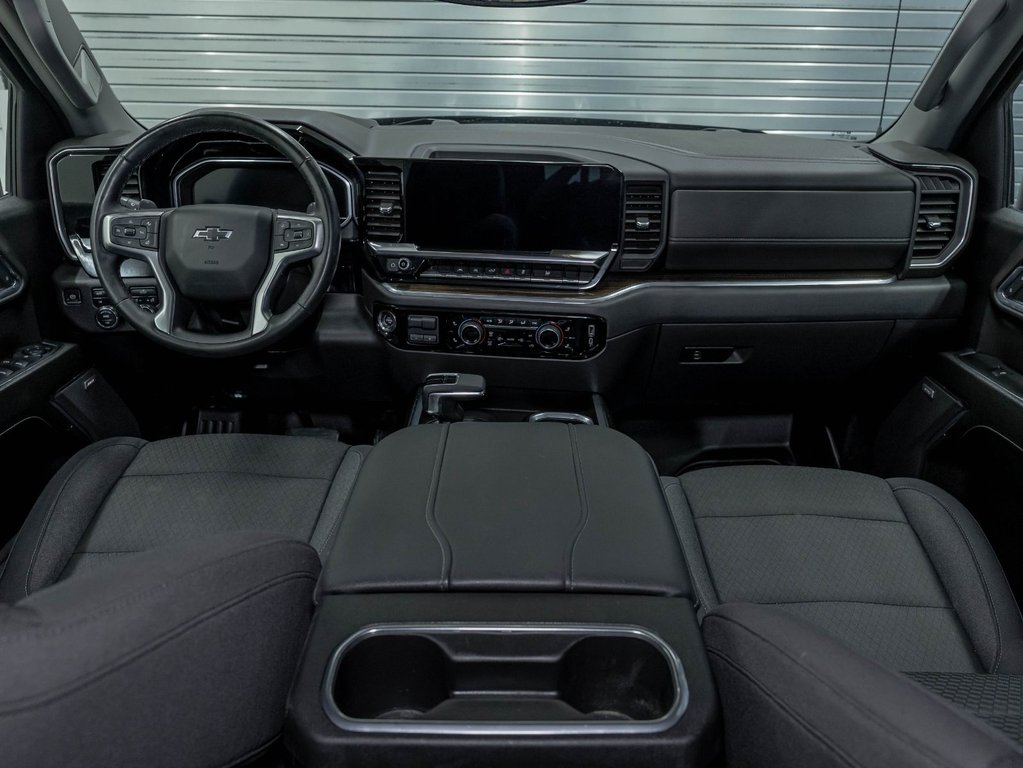 2024 Chevrolet Silverado 1500 in St-Jérôme, Quebec - 11 - w1024h768px