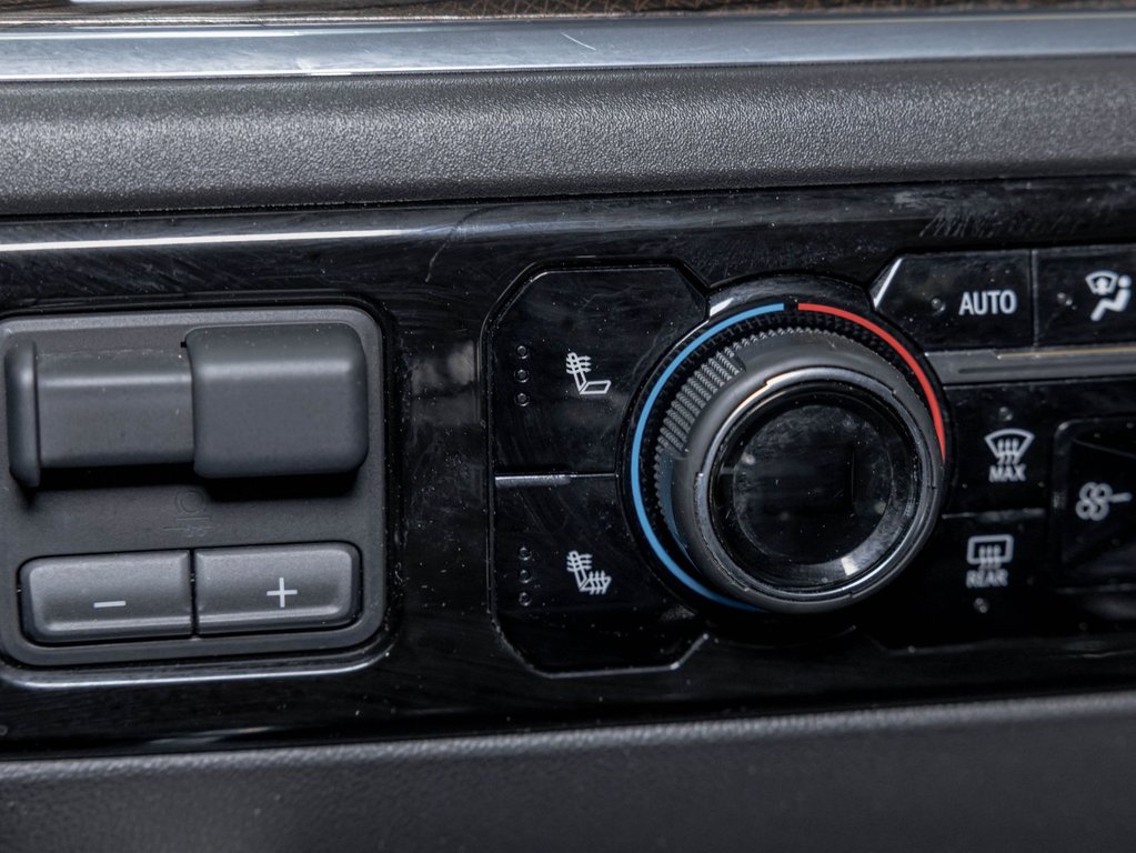 2024 Chevrolet Silverado 1500 in St-Jérôme, Quebec - 12 - w1024h768px