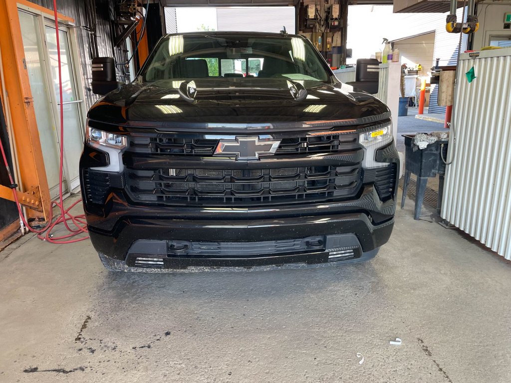 2024 Chevrolet Silverado 1500 in St-Jérôme, Quebec - 5 - w1024h768px