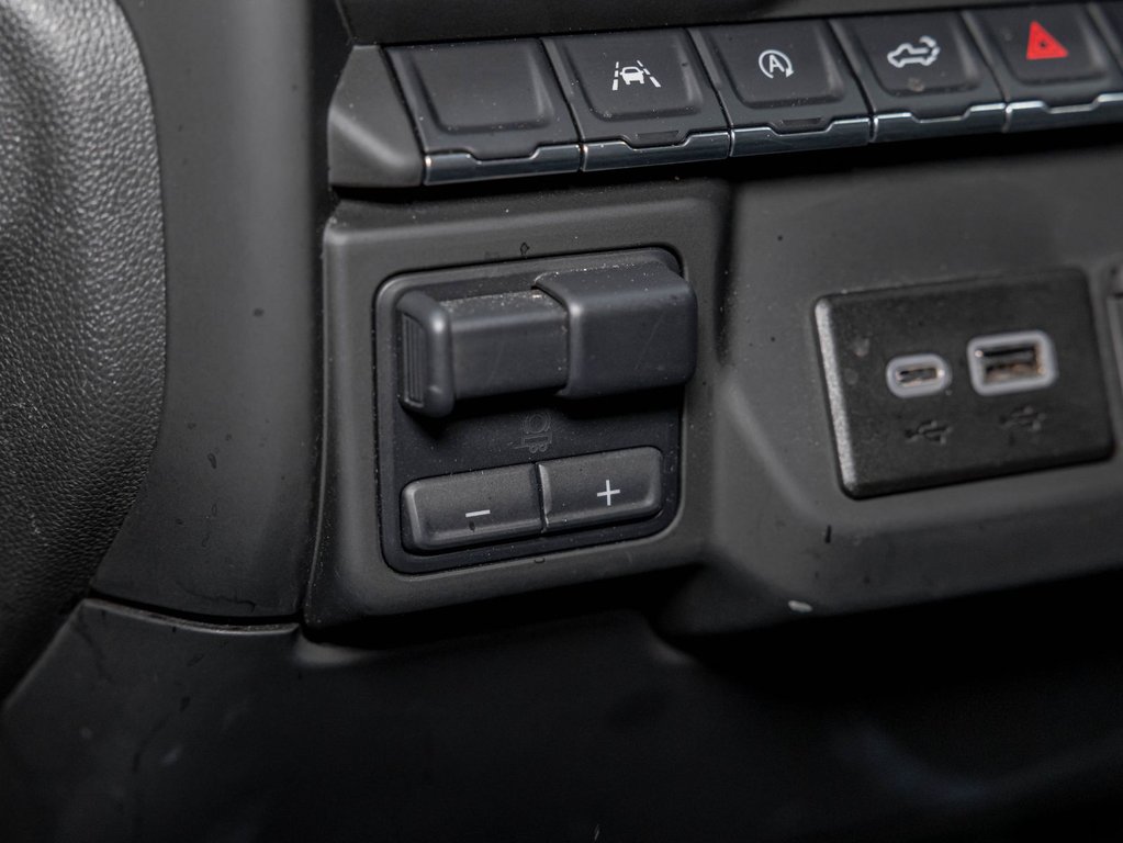 2024 Chevrolet Silverado 1500 in St-Jérôme, Quebec - 18 - w1024h768px