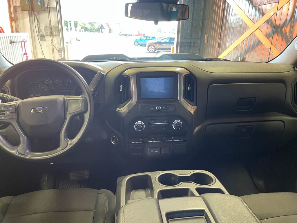 2024 Chevrolet Silverado 1500 in St-Jérôme, Quebec - 10 - w1024h768px