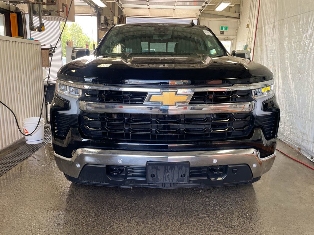 2024 Chevrolet Silverado 1500 in St-Jérôme, Quebec - 3 - w1024h768px