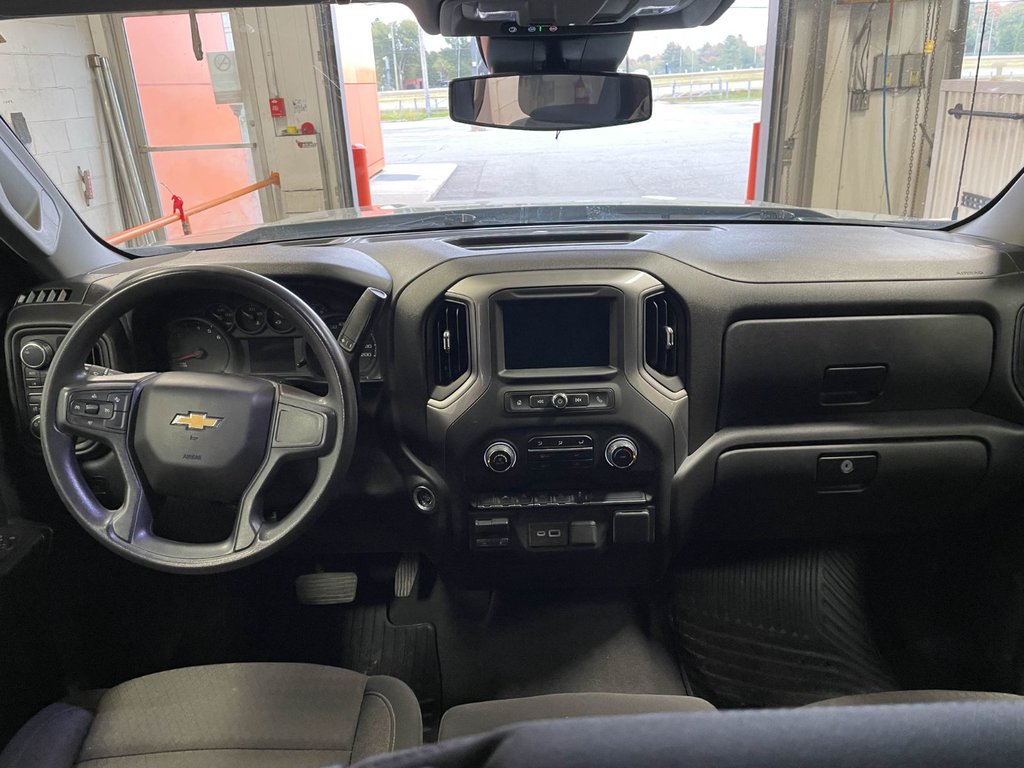 2024 Chevrolet Silverado 1500 in St-Jérôme, Quebec - 10 - w1024h768px
