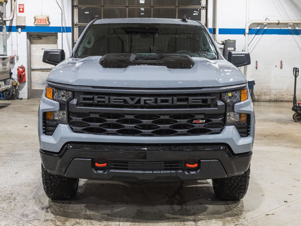 Chevrolet Silverado 1500  2025 à St-Jérôme, Québec - 2 - w1024h768px