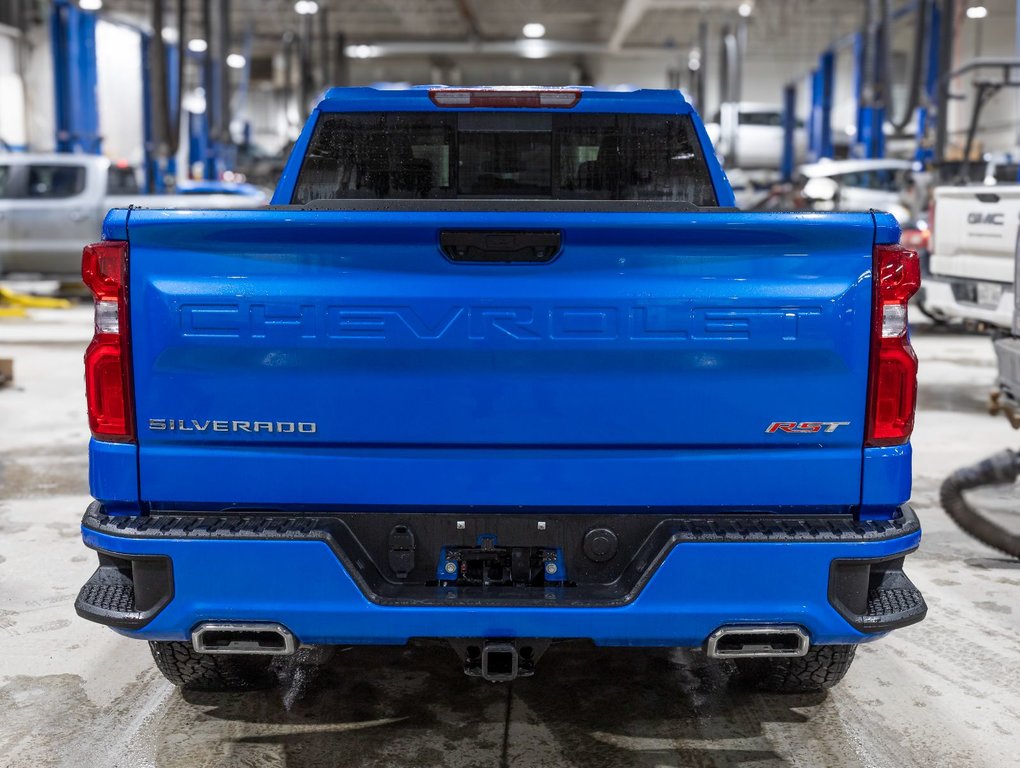 2025 Chevrolet Silverado 1500 in St-Jérôme, Quebec - 6 - w1024h768px