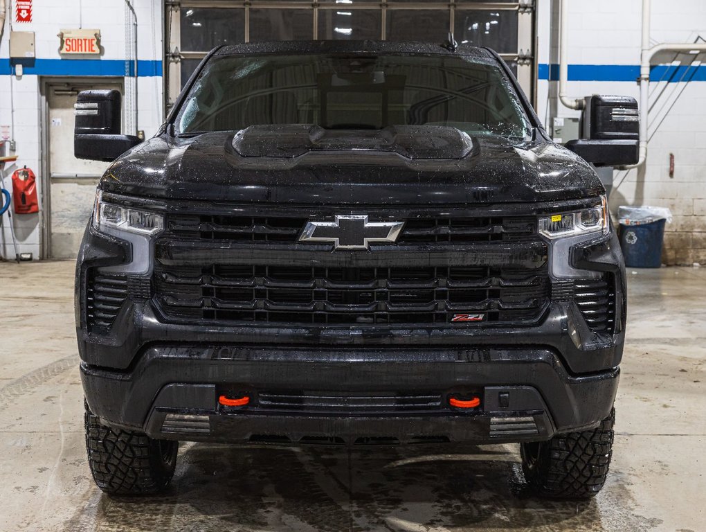 2025 Chevrolet Silverado 1500 in St-Jérôme, Quebec - 2 - w1024h768px