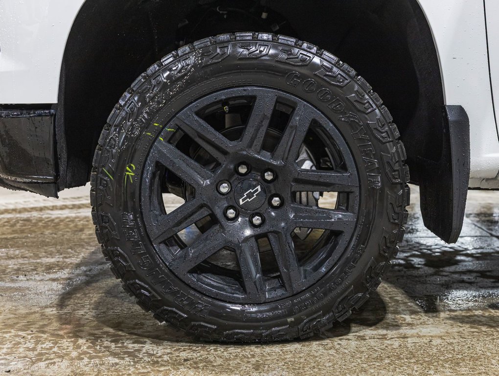 2025 Chevrolet Silverado 1500 in St-Jérôme, Quebec - 37 - w1024h768px