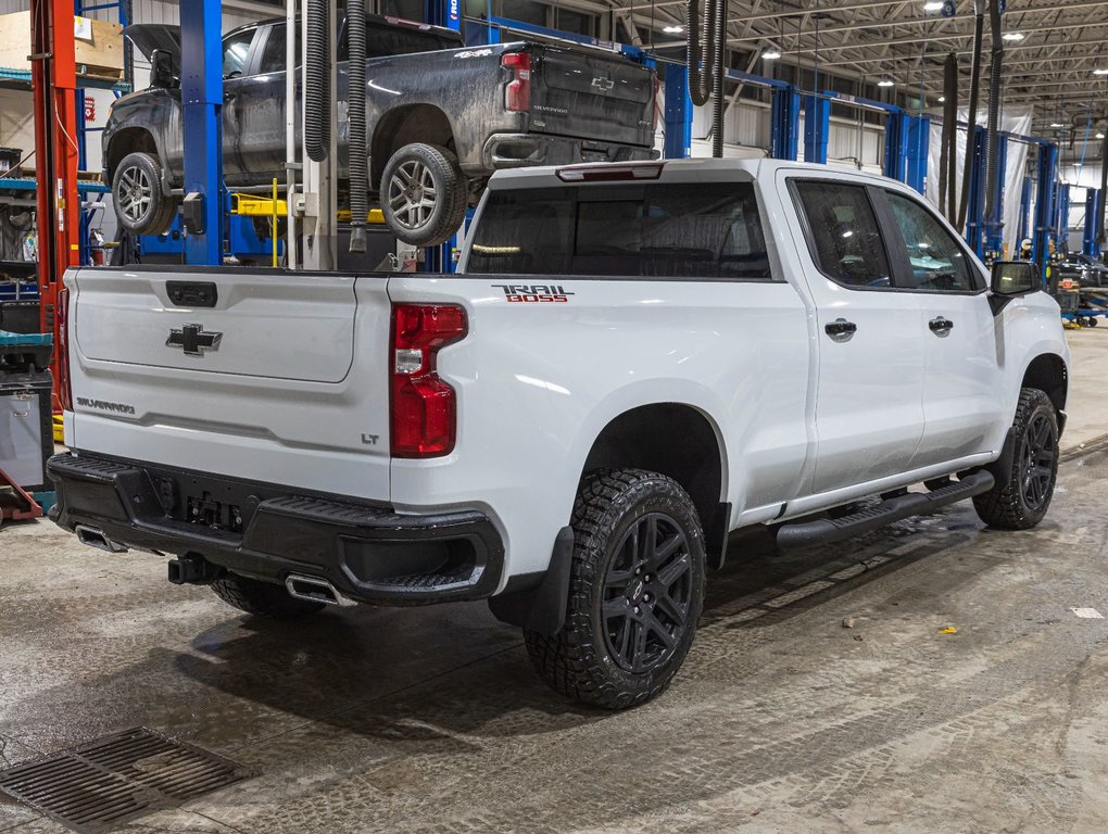 2025 Chevrolet Silverado 1500 in St-Jérôme, Quebec - 9 - w1024h768px