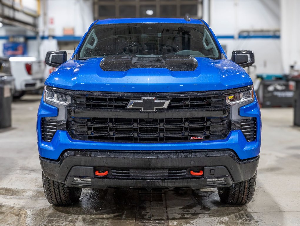 2025 Chevrolet Silverado 1500 in St-Jérôme, Quebec - 2 - w1024h768px