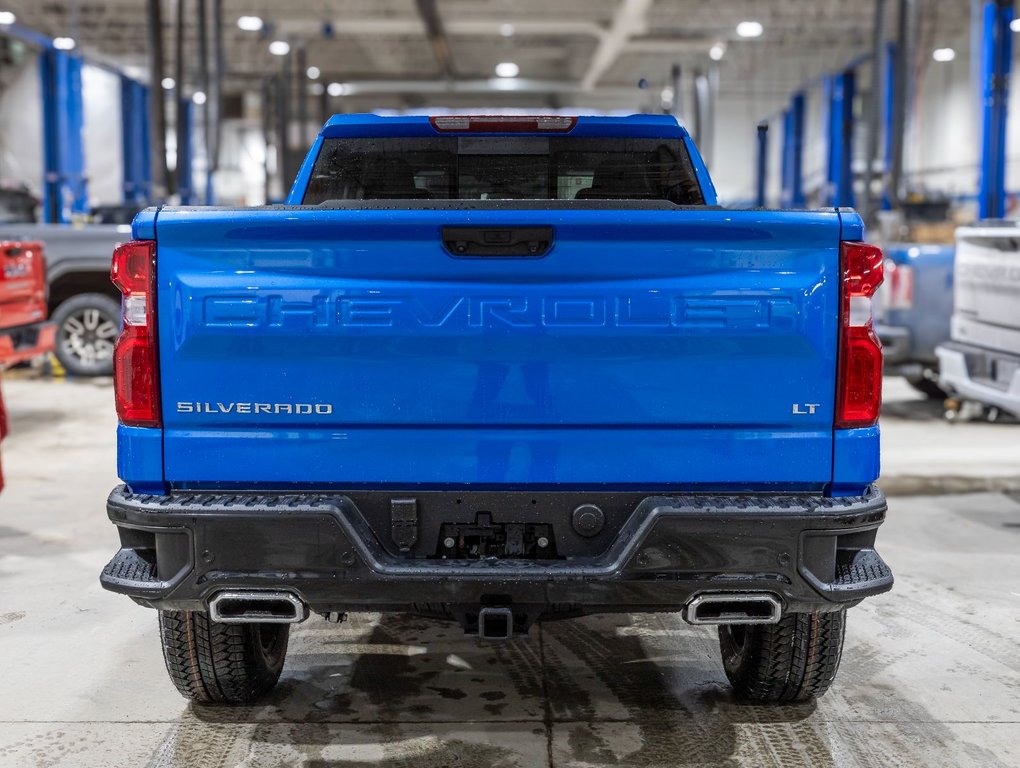 2025 Chevrolet Silverado 1500 in St-Jérôme, Quebec - 8 - w1024h768px