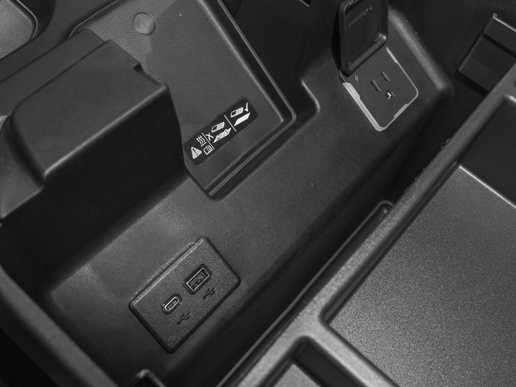 Chevrolet Silverado 1500  2025 à St-Jérôme, Québec - 33 - w1024h768px