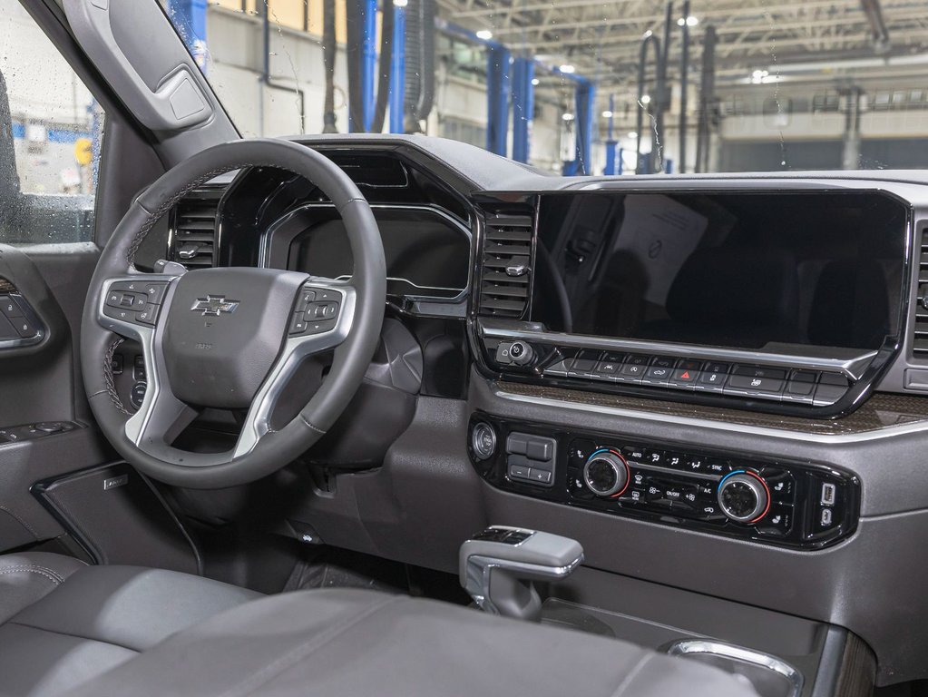 Chevrolet Silverado 1500  2025 à St-Jérôme, Québec - 34 - w1024h768px