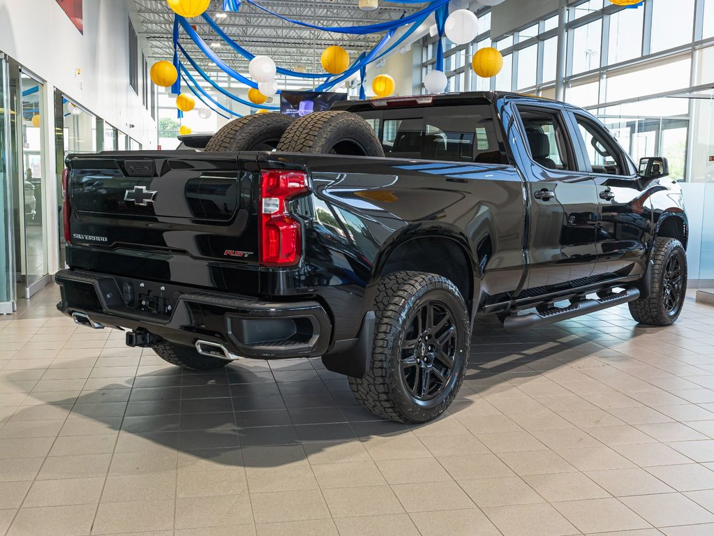 2025 Chevrolet Silverado 1500 in St-Jérôme, Quebec - 8 - w1024h768px