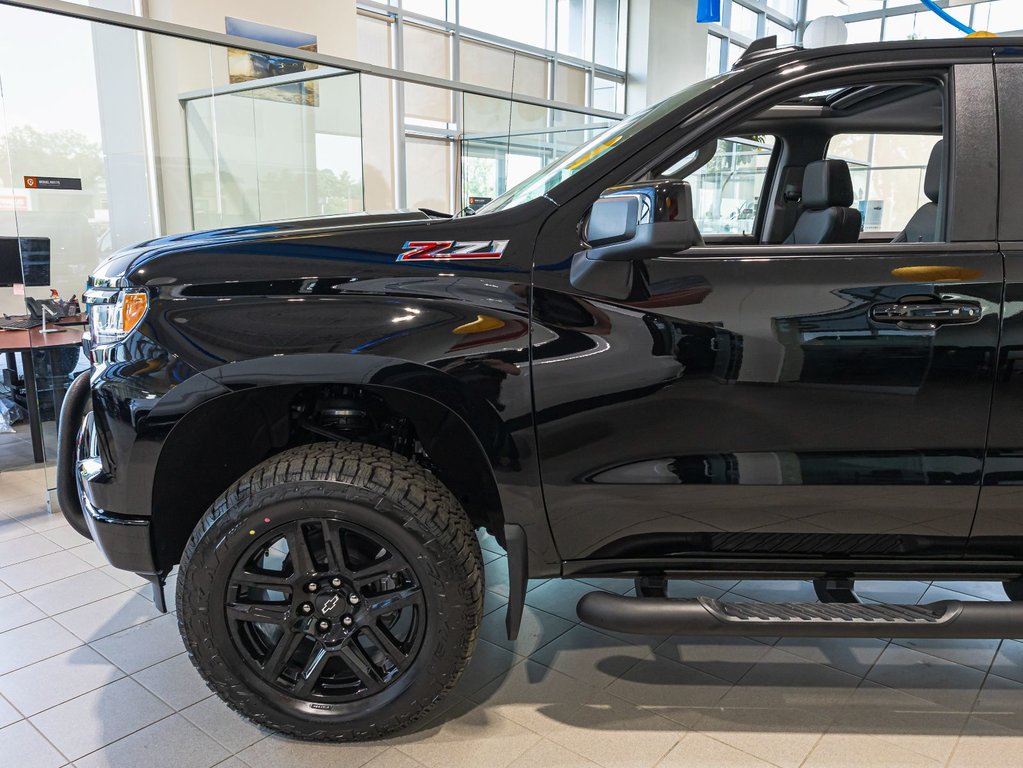 2025 Chevrolet Silverado 1500 in St-Jérôme, Quebec - 35 - w1024h768px