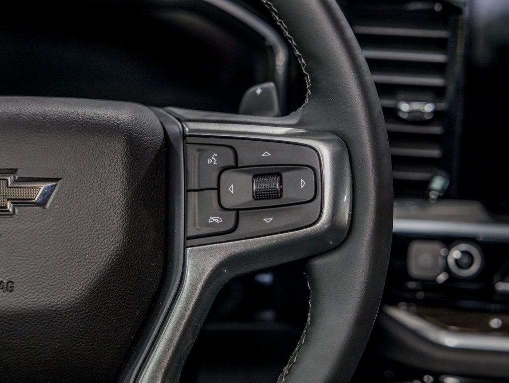 2025 Chevrolet Silverado 1500 in St-Jérôme, Quebec - 16 - w1024h768px