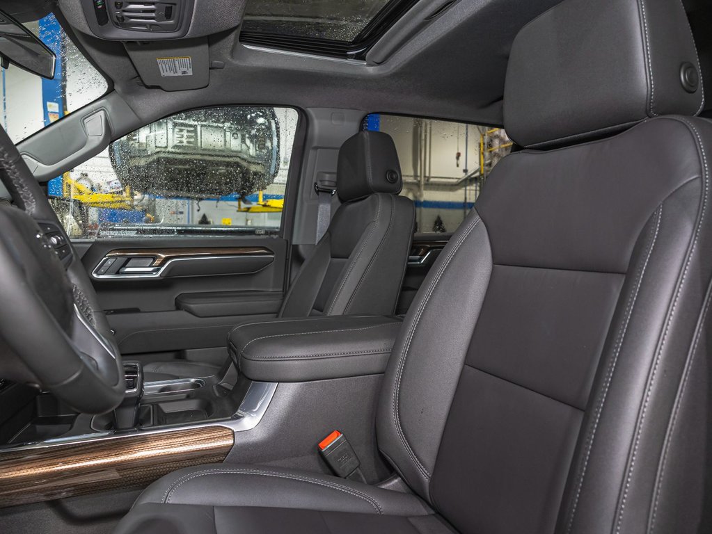 2025 Chevrolet Silverado 1500 in St-Jérôme, Quebec - 11 - w1024h768px