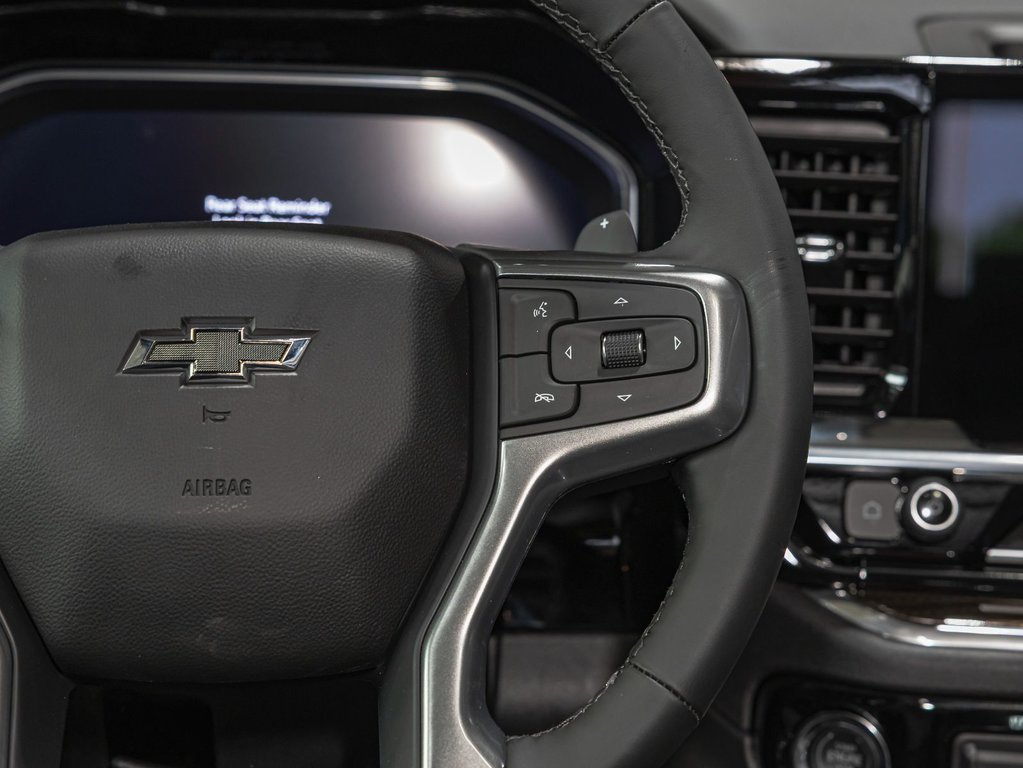 2025 Chevrolet Silverado 1500 in St-Jérôme, Quebec - 16 - w1024h768px
