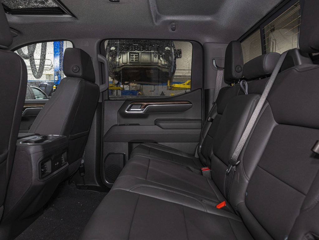 2025 Chevrolet Silverado 1500 in St-Jérôme, Quebec - 33 - w1024h768px