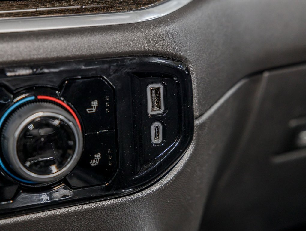 2025 Chevrolet Silverado 1500 in St-Jérôme, Quebec - 29 - w1024h768px