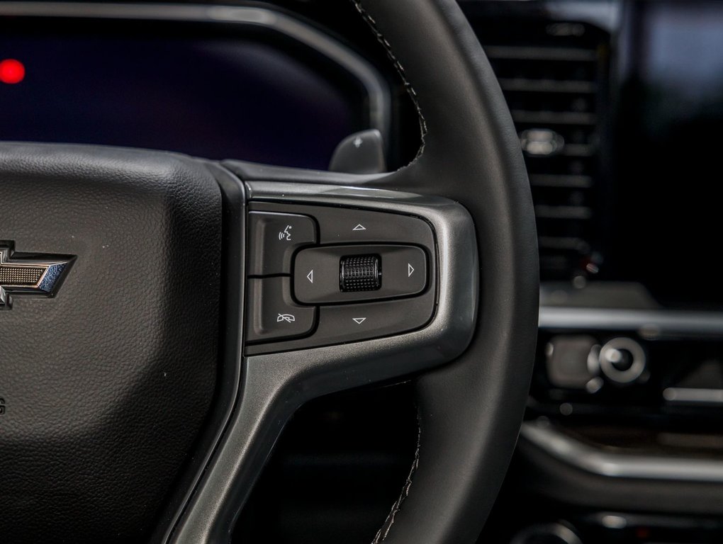 2025 Chevrolet Silverado 1500 in St-Jérôme, Quebec - 16 - w1024h768px