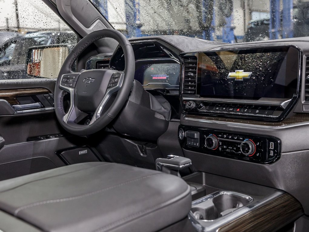 2025 Chevrolet Silverado 1500 in St-Jérôme, Quebec - 30 - w1024h768px