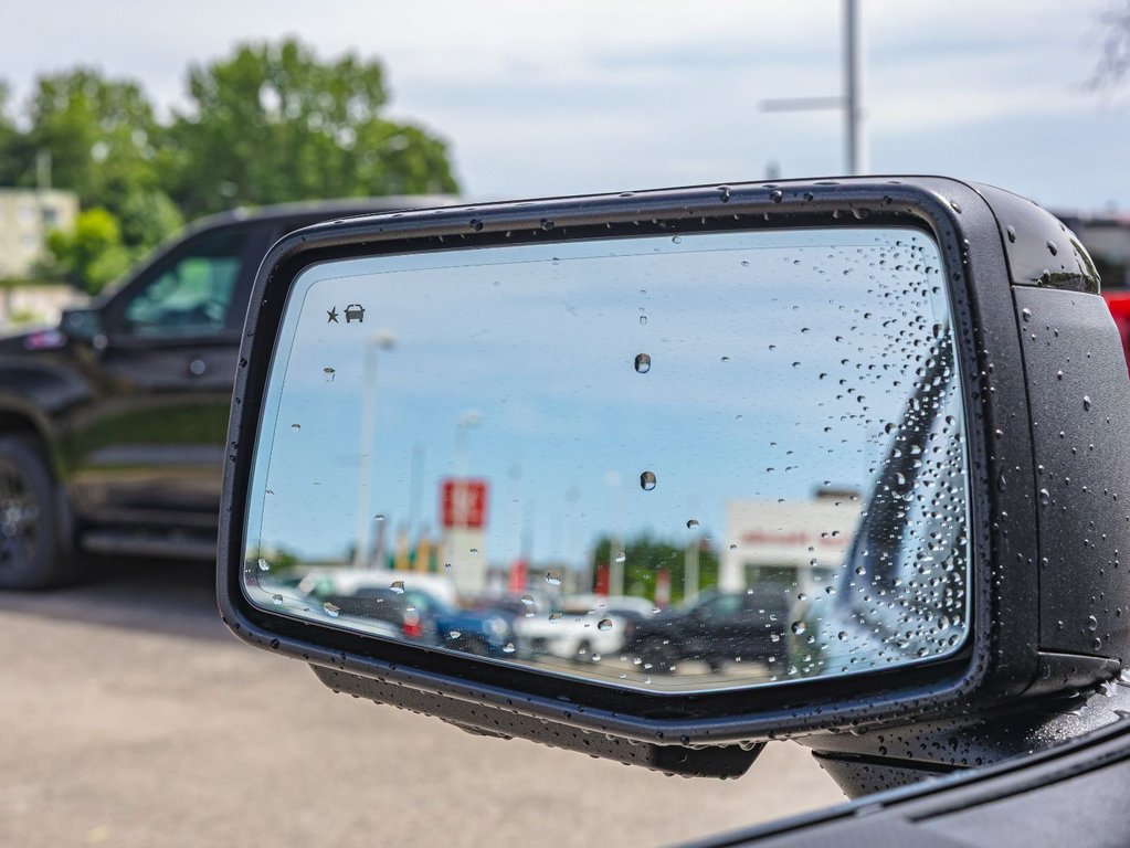 2025 Chevrolet Silverado 1500 in St-Jérôme, Quebec - 34 - w1024h768px