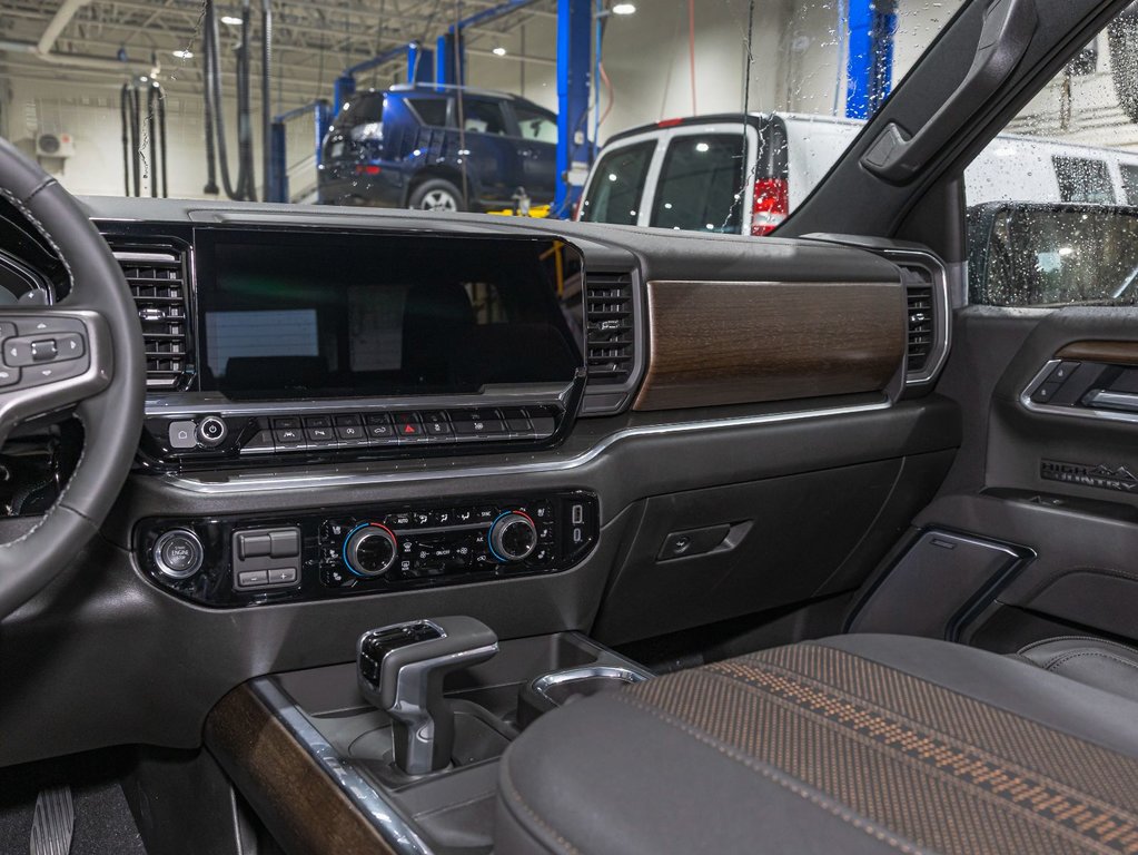 2025 Chevrolet Silverado 1500 in St-Jérôme, Quebec - 20 - w1024h768px