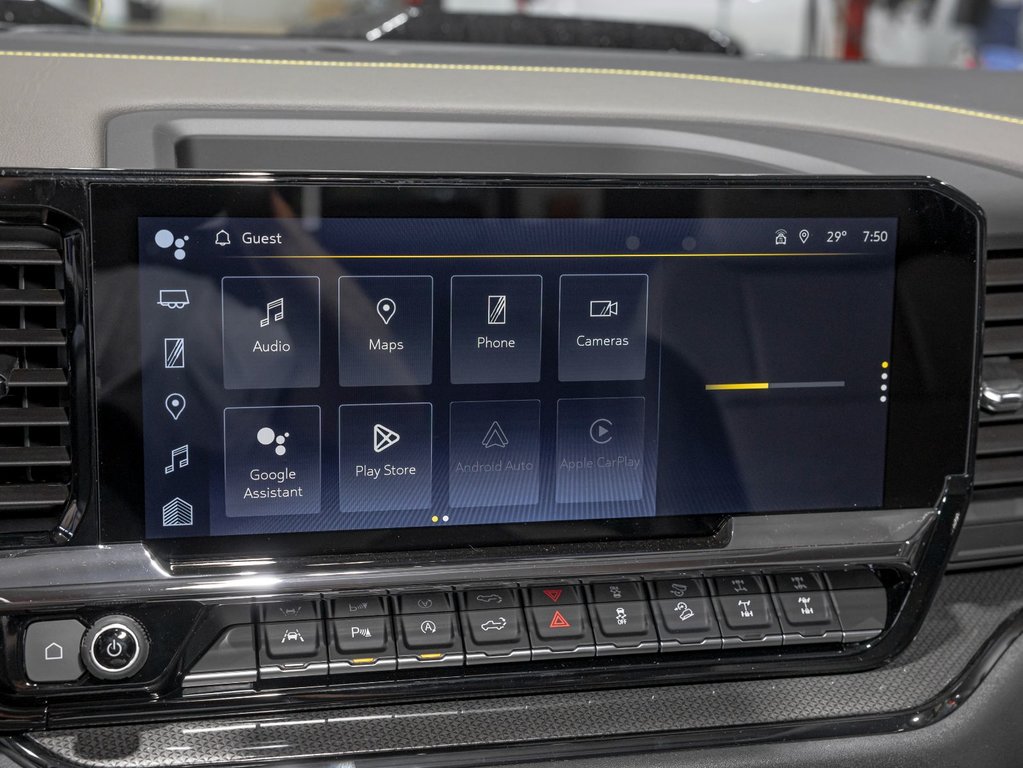 2025 Chevrolet Silverado 1500 in St-Jérôme, Quebec - 18 - w1024h768px