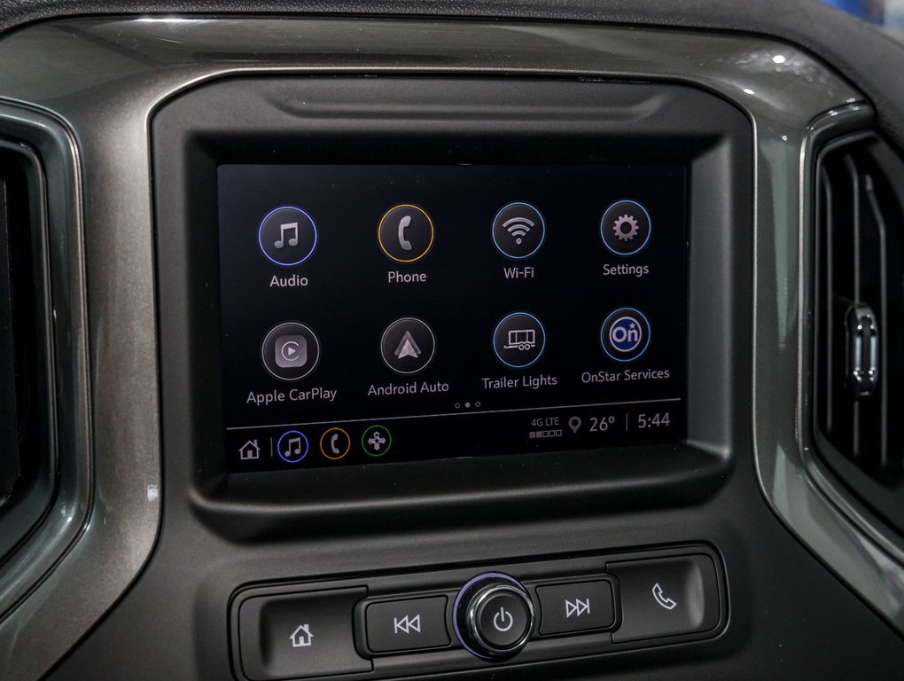 2025 Chevrolet Silverado 1500 in St-Jérôme, Quebec - 16 - w1024h768px